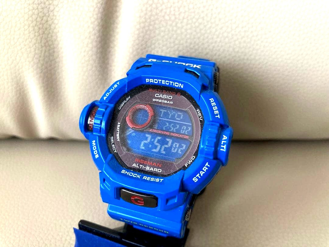 Casio G-Shock Riseman GW-9200BLJ-2JF blue radio solar watch with digital display from Japan