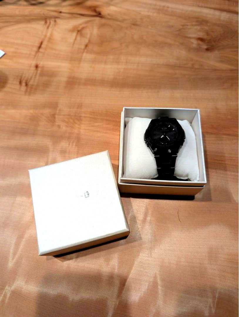 Casio Baby-G G-MS MSG-W200CG-1AJF black watch with box, front view