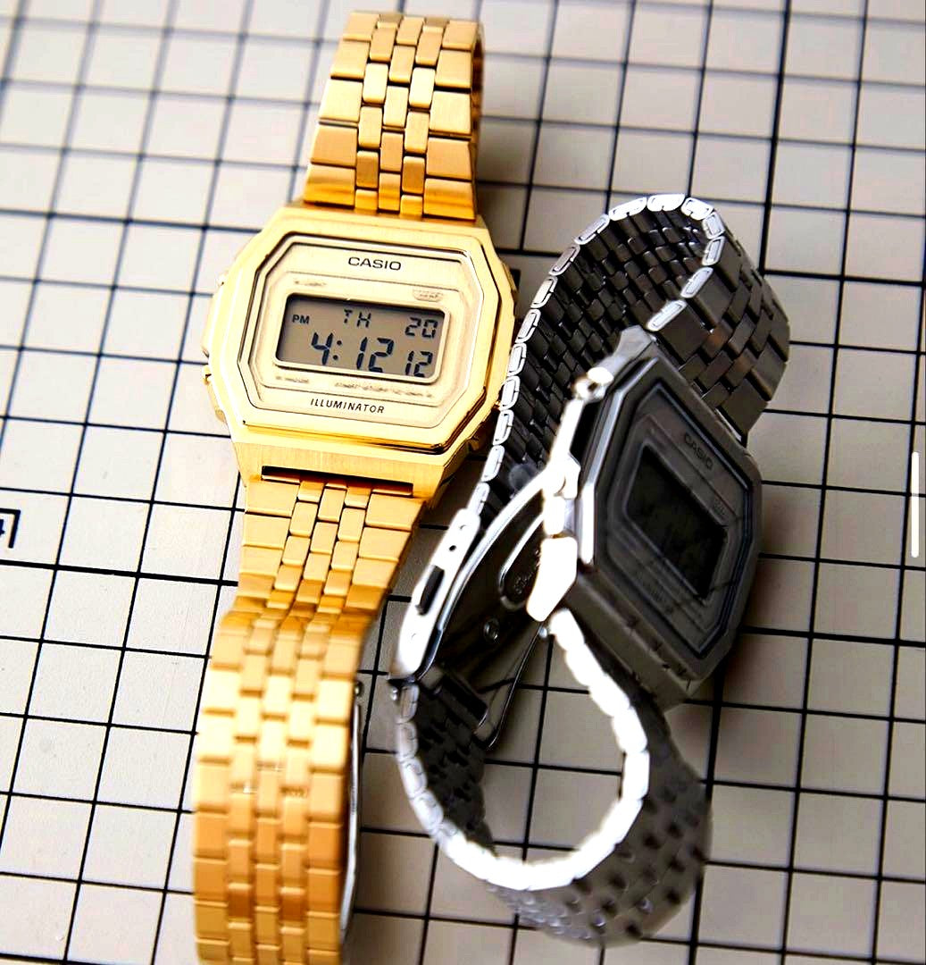 Casio A1000A-7JF digital watch with silver stainless steel band and white LED backlight Japan import