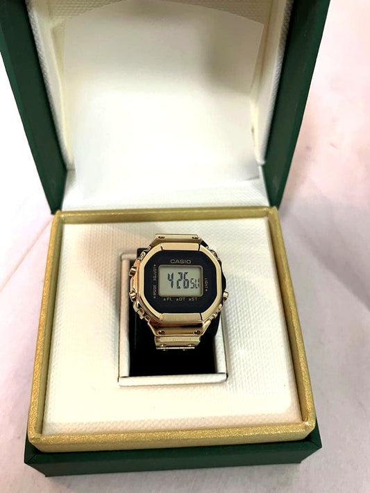 Brand new Casio CRW-001G-9JR Gold Ring Watch with metal band and classic round face