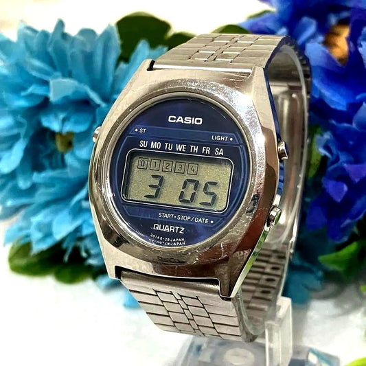 Vintage Casio Trinton 31QR-29 wristwatch showing front dial and strap in used condition