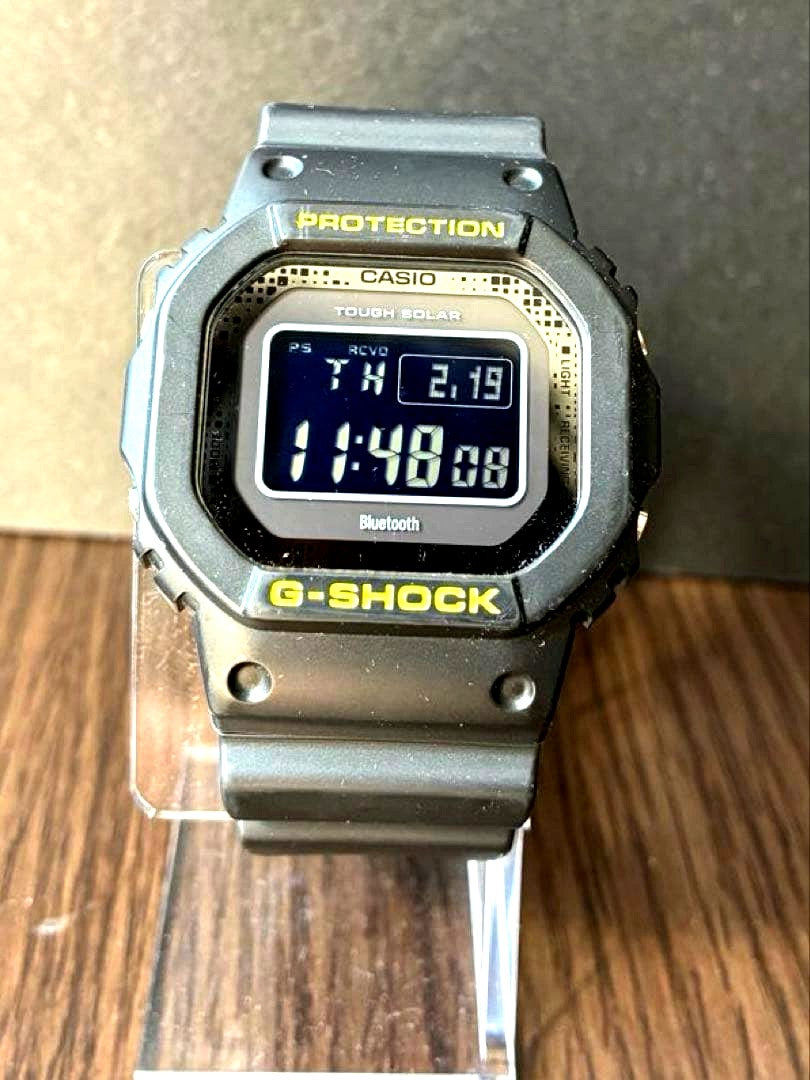 Casio G-Shock GW-B5600DC-1JF radio wave solar watch with black and gray resin band