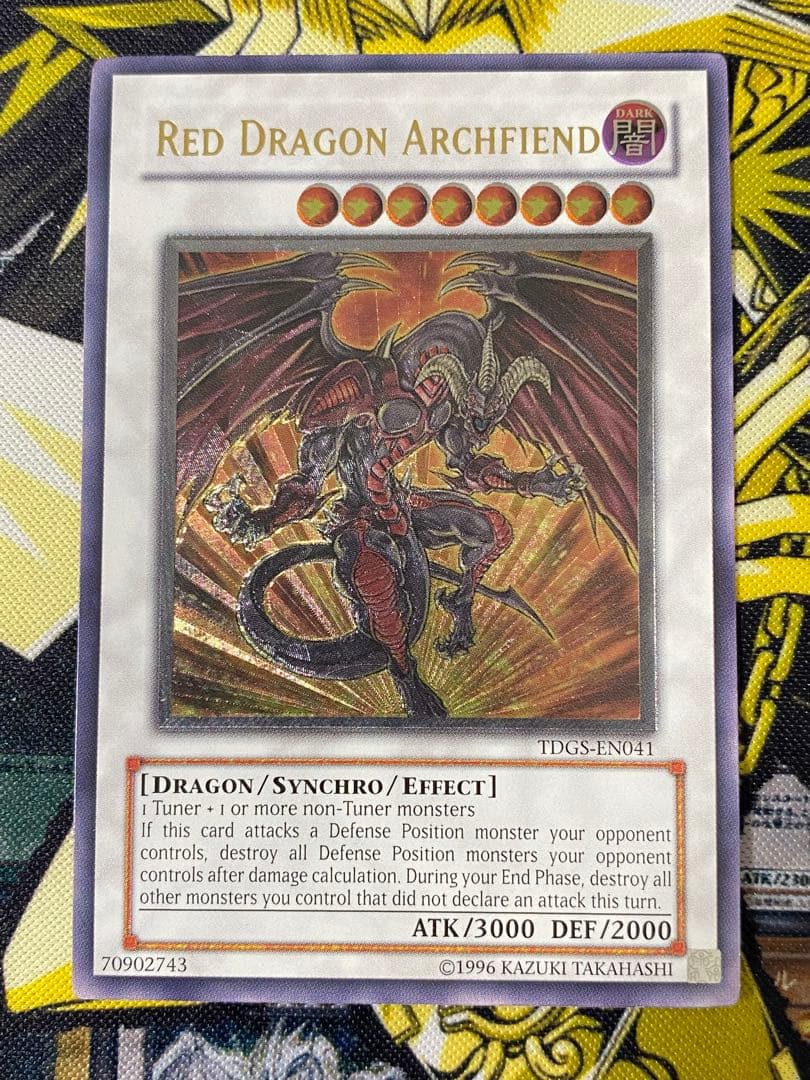 Bandai Yu-Gi-Oh Red Demons Dragon English Version Relief Unlimited card with signs of wear