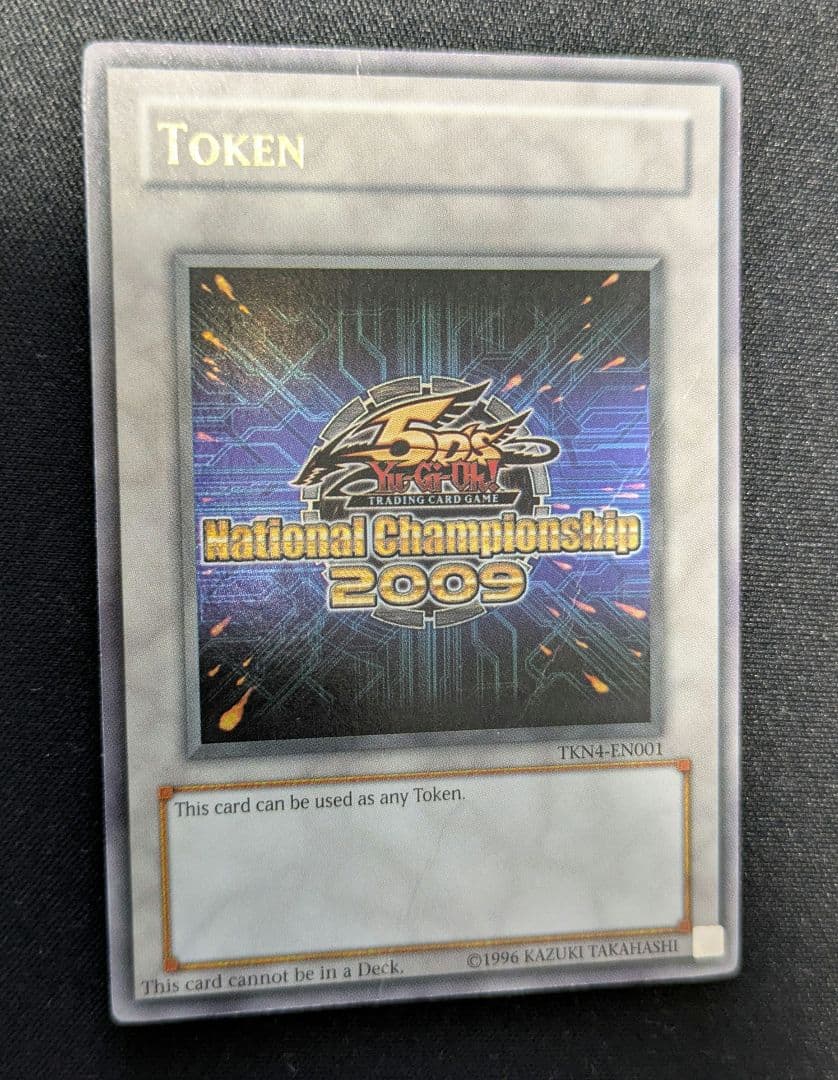 KONAMI Token TKN4-EN001 2009 Ultra Rare Trading Card with crease on back limited Canada import