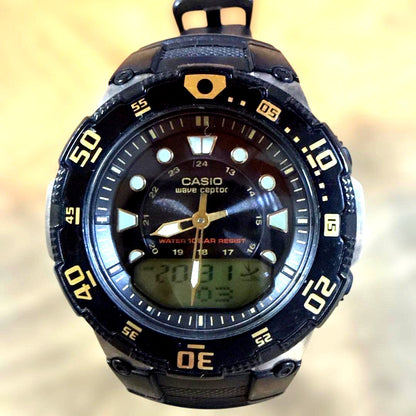 Casio Wave Ceptor WVA-107HJ-1AJF radio-controlled watch with black dial and stainless steel band