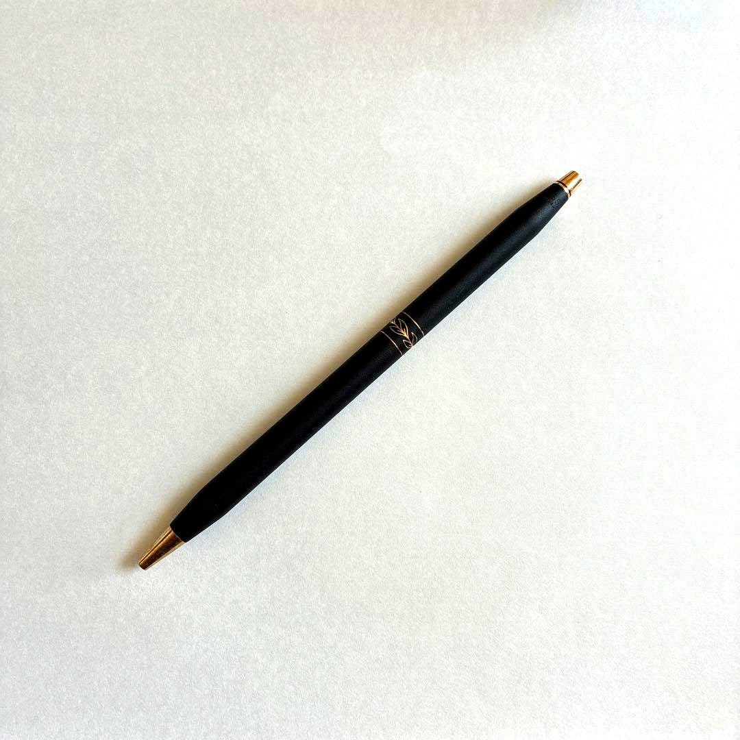 Cross Vintage Ladies Ballpoint Pen Class 2542 with Gold Trim and Leaf Design
