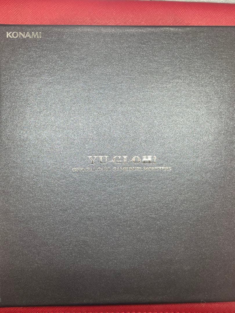 Bandai Black Magician special stainless steel card No. 6700 from Yu-Gi-Oh! Duel Monsters Japan import