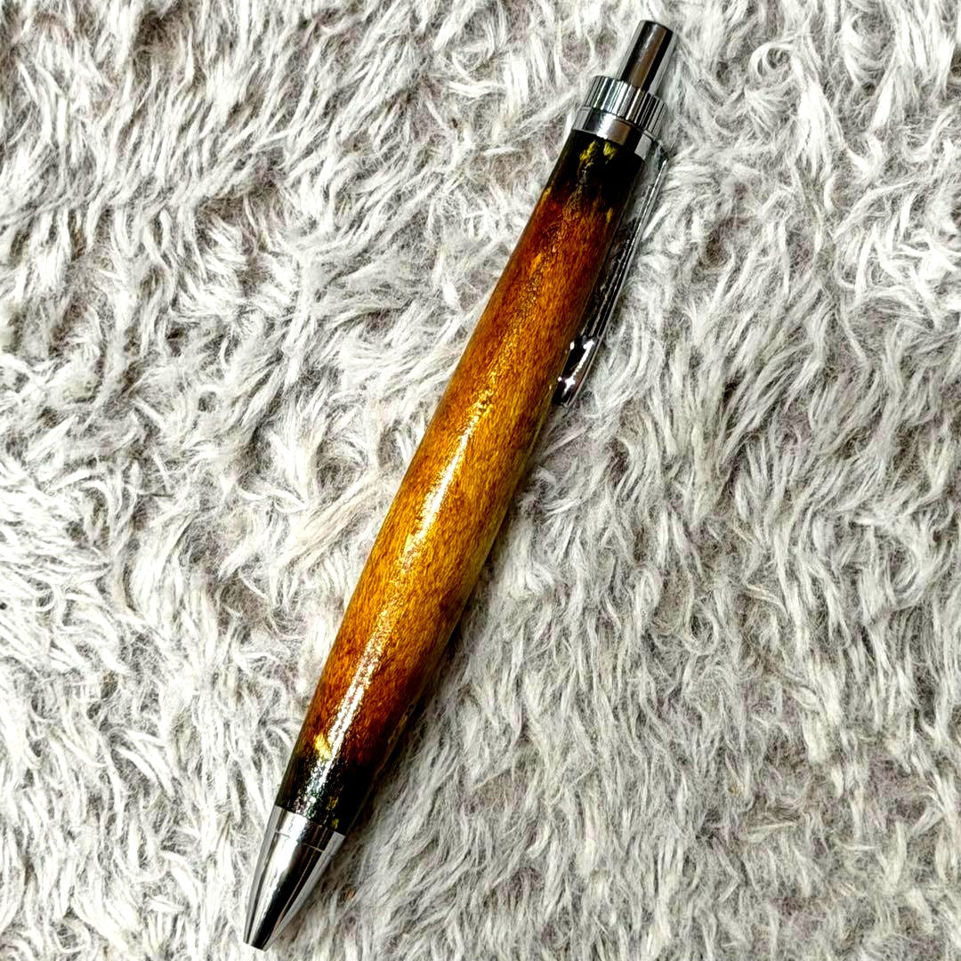 Kizuku Wooden Pen with Lacquer Finish Designed for Guitar and Instruments