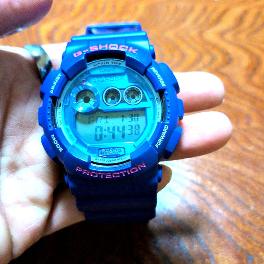 Casio G-Shock Digital Watch GD-120 in blue with shock resistance and digital display