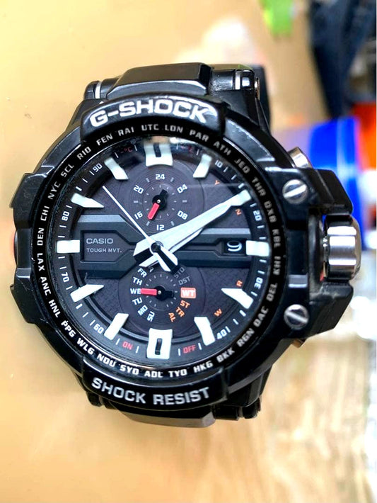 Casio G-Shock GW-A1000 Skytype Cockpit black watch with touch function and shock resistance shown on wrist