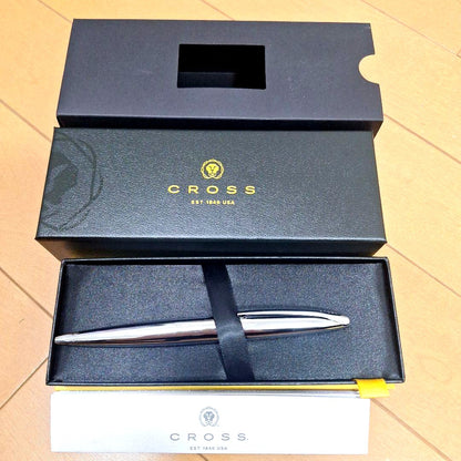 Silver Cross ballpoint pen with dedicated special case and user manual displayed