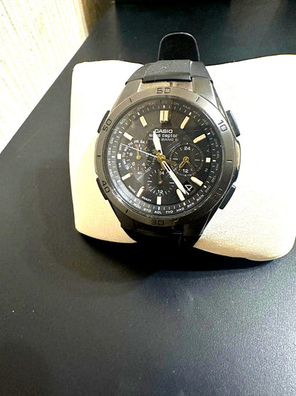 Casio black men's wristwatch body only in good condition, no box or papers included