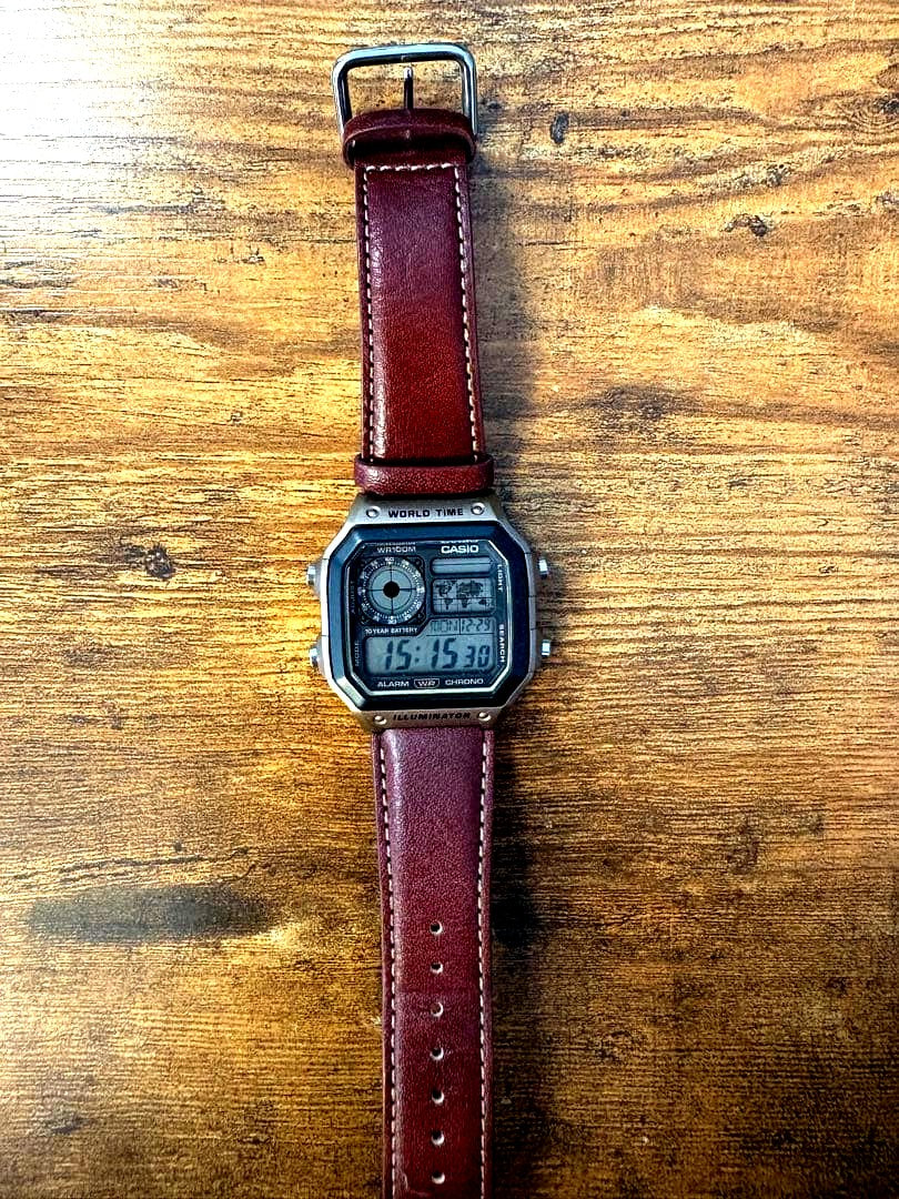 Casio Watch Series Model No. Brand with new battery in used excellent condition
