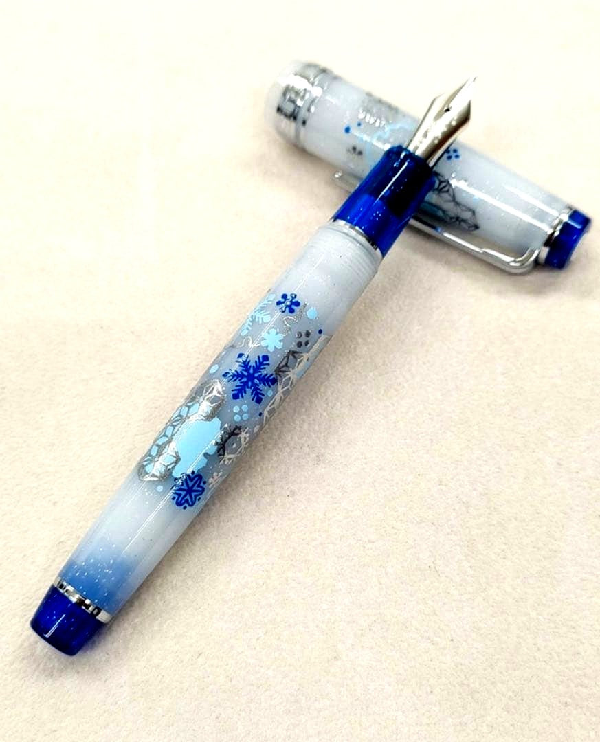K.Creie Premium Cross × Professional Gear Slim Limited Snow Set — Japan Import