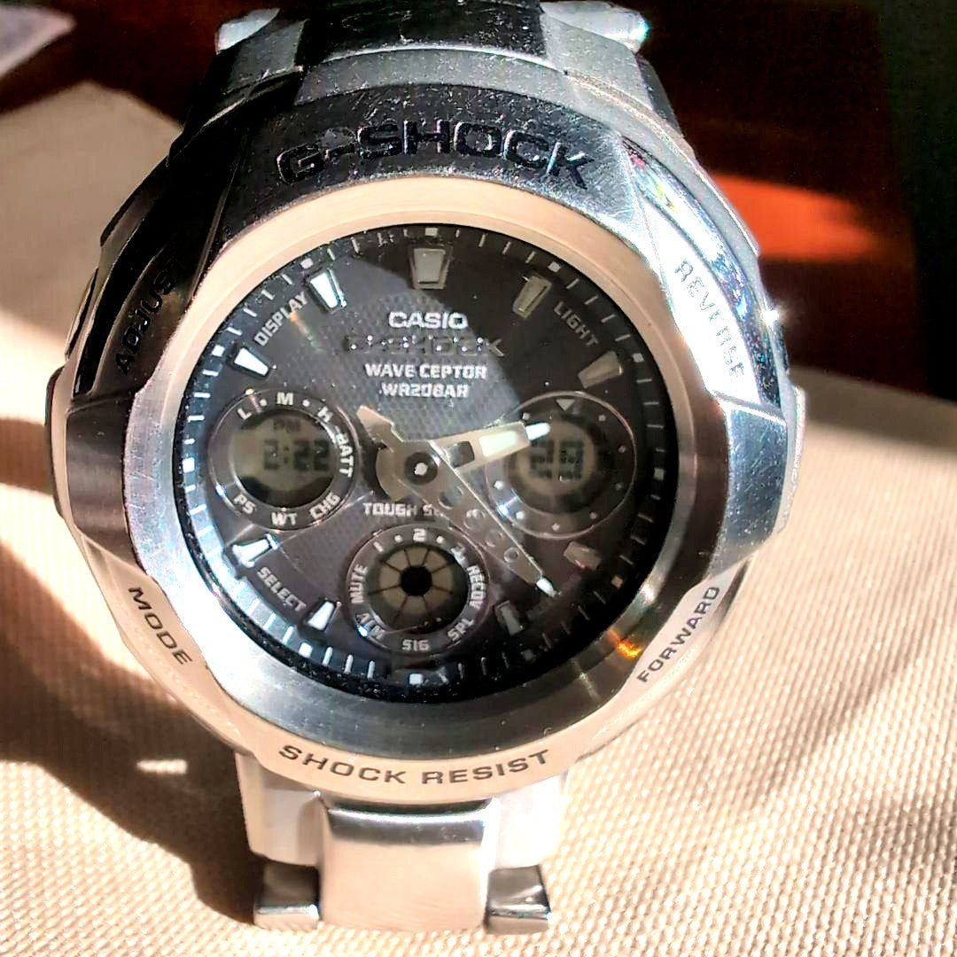 Casio G-Shock Wave Ceptor stainless steel watch with radio reception and 200m water resistance
