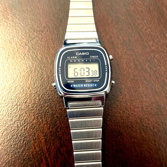 Casio La670w digital watch model LA670W Japan import unused with a clear display and black resin band