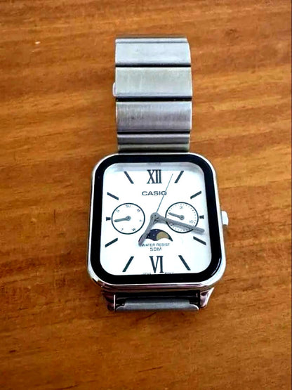 Casio Standard Series MTP-M305D-7A2V analog watch with silver dial and silver metal band
