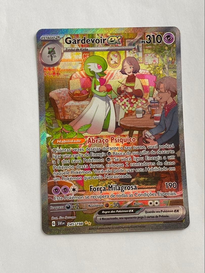 Official Gardevoir EX Portuguese Pokemon card model 245/198 in mint condition