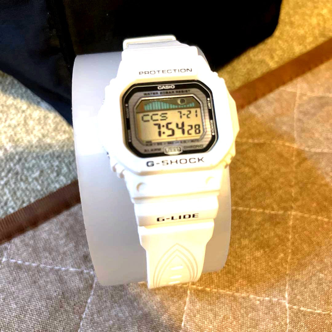 Casio G-Shock G-Lide white digital watch with black resin strap, shock resistant, used excellent condition