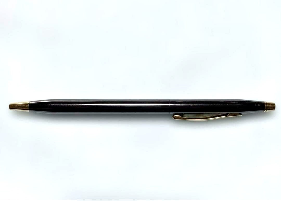 Cross Classic Century ballpoint pen with glossy black body and gold accents, Japan import