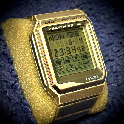 Casio Data Bank Hot Biz Touch Screen Model VDB-2000-1 watch with metal bracelet and original box