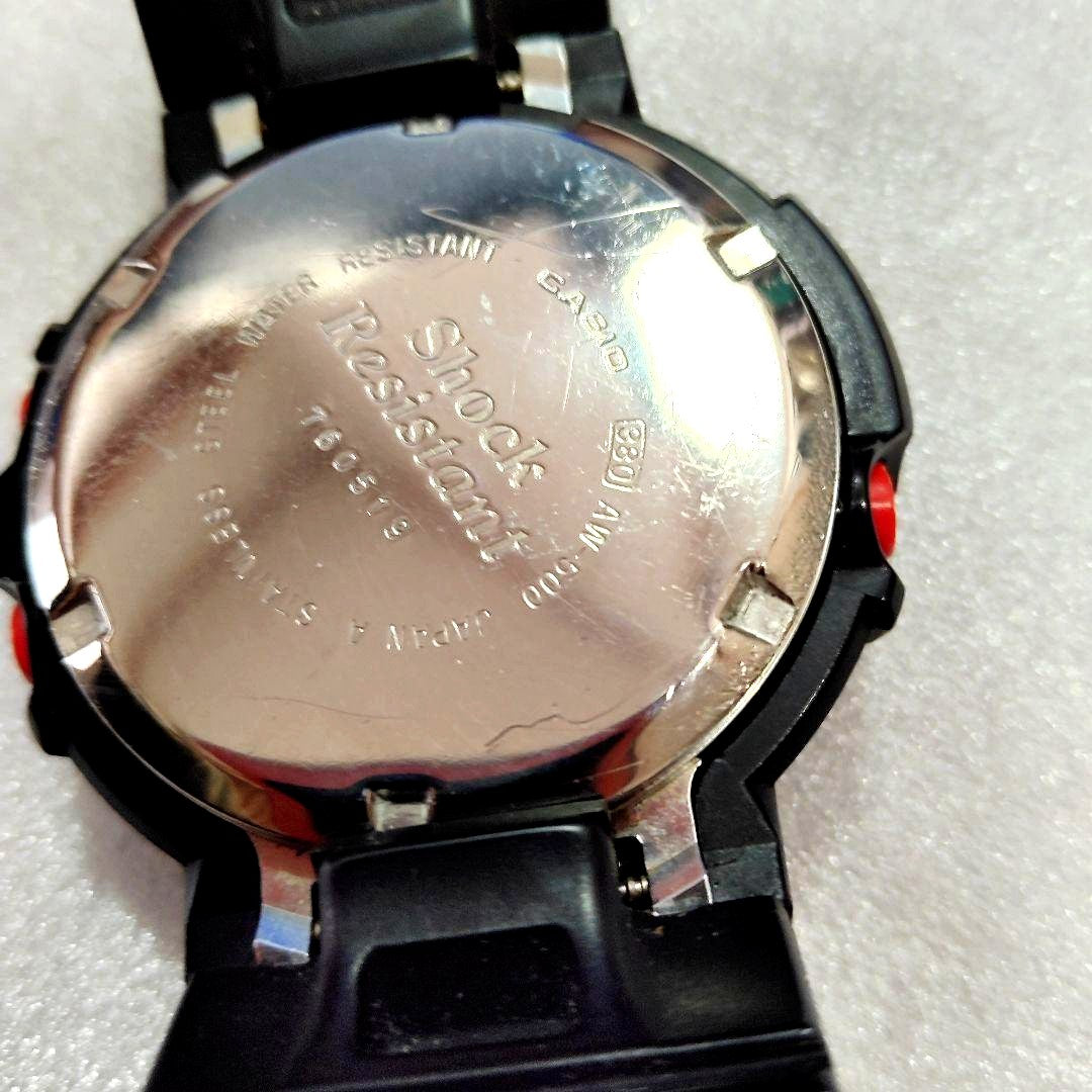 Casio G-Shock AW-500-1E analog watch with screw back in used good condition