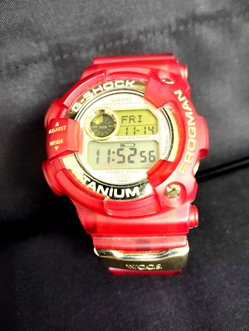 Casio G-Shock Frogman DW-9901WC black resin watch with quartz movement and 20 ATM water resistance