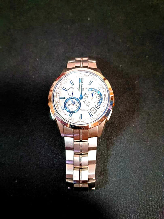 Casio Oceanus OCW-S1400 men's radio wave solar watch with world time and chronograph features