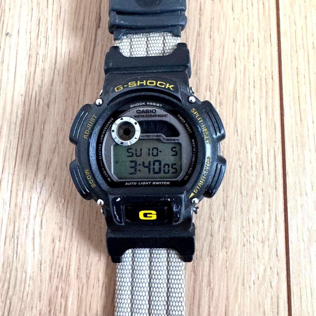 Casio G-Shock DW-9000 watch used condition with part missing between bezel and belt
