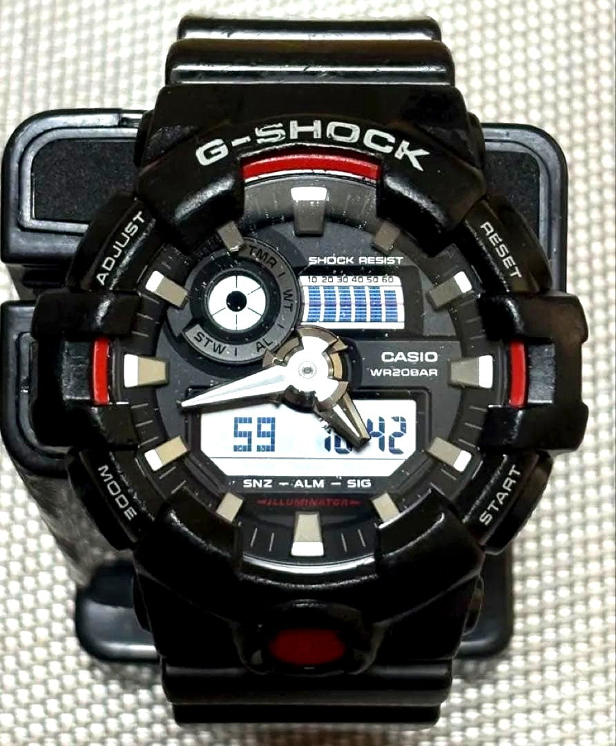 Casio G-Shock GA-700 Module 5522 black and red watch with digital and analog display