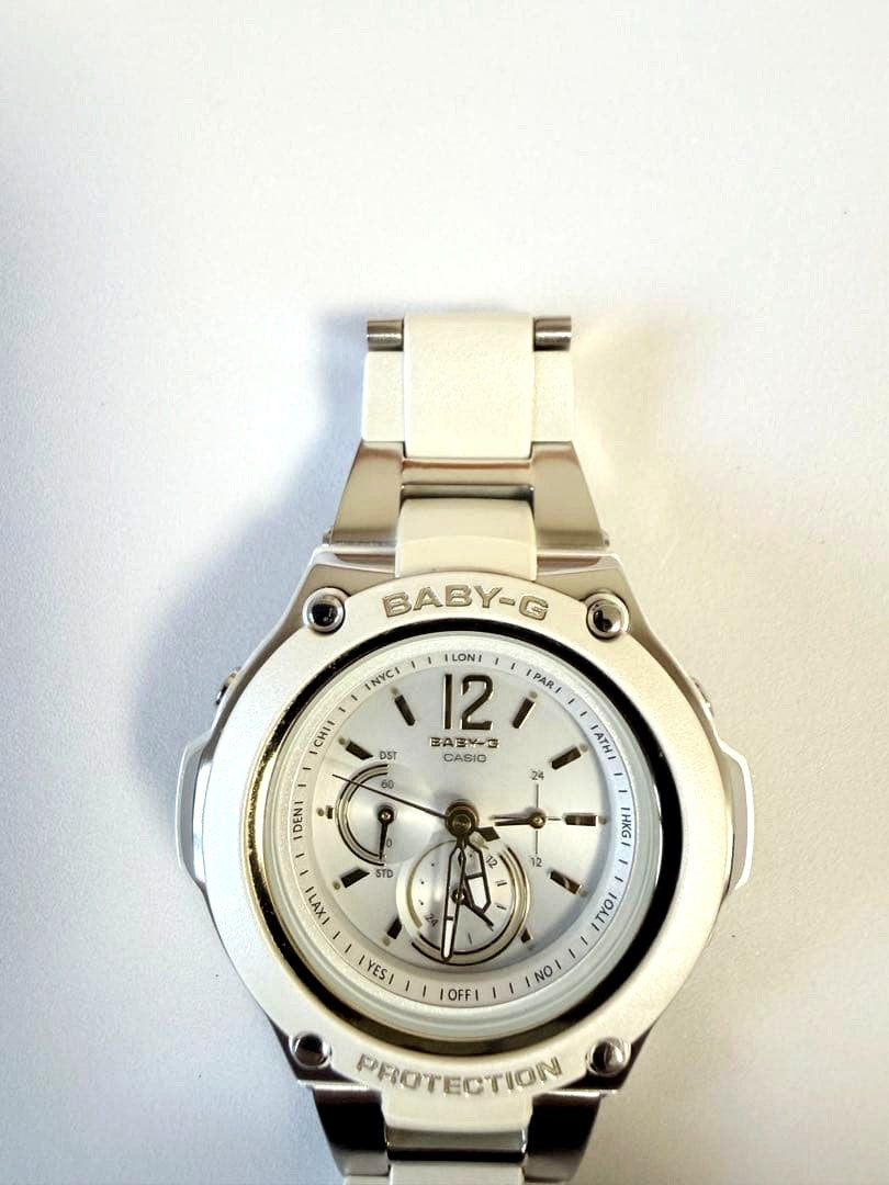 Casio Baby-G used wristwatch with approximately 4.1 cm face and 15 cm wrist size, no major scratches