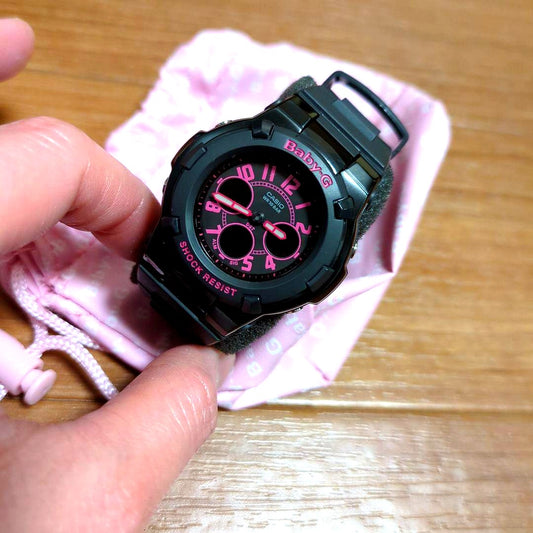 Casio Baby-G BGA-117 black and pink wristwatch with original case Japan import